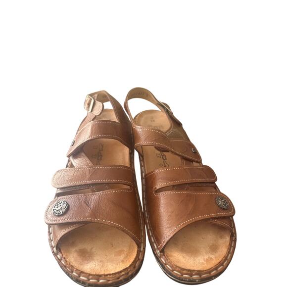 Finn Comfort Gomera sandal in brown leather 7.5 Y - Picture 2 of 6